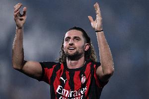 挖角老东家？米体：阿莱格里想把拉比奥特带到那不勒斯，送走丁丁