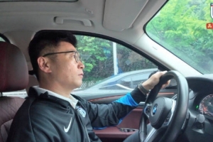 李国旭参与爱心送考：考试跟比赛都是一样的，放平心态